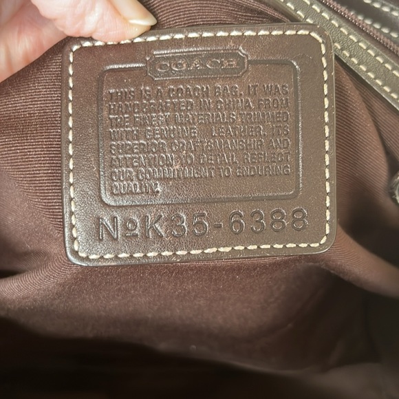 Coach Soho Legacy Signature small C’s Jacquard / dark brown leather buckle front - Picture 15 of 17